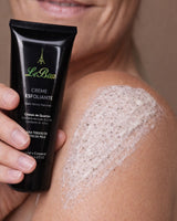 Creme esfoliante facial e corporal